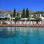 No81 Hotel 5*