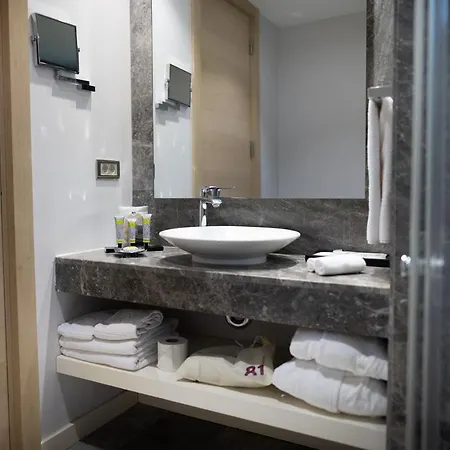 Hotel No81