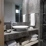 No81 Otel 5*