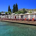 No81 Otel 5*